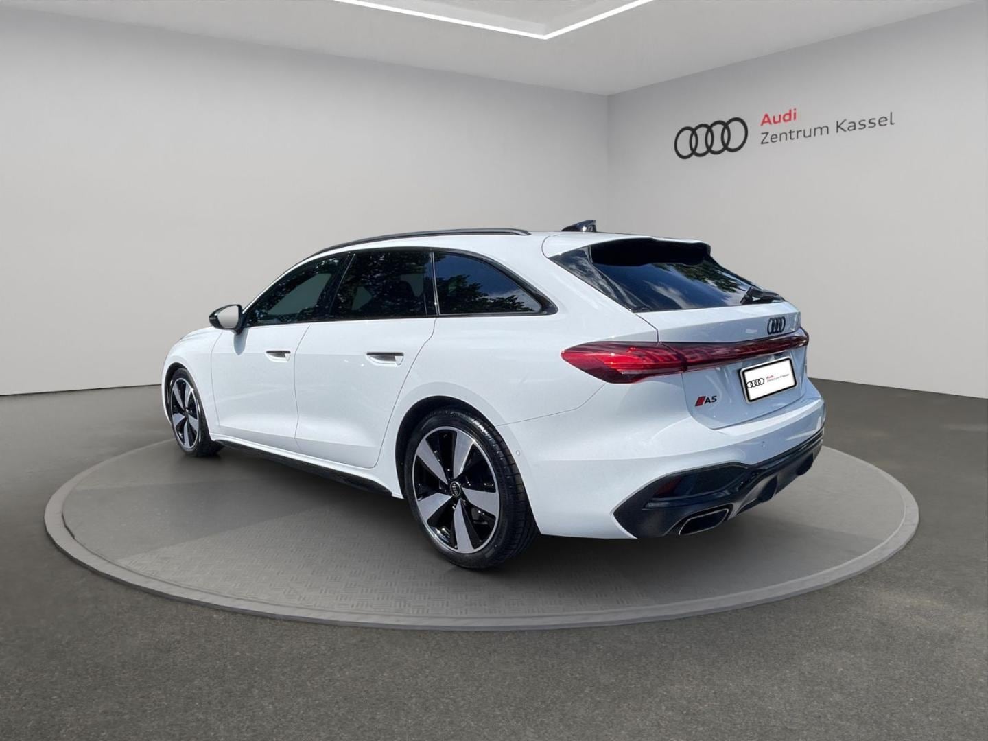 Bild über Audi A5 Avant TFSI S tronic - für weitere Informationen kontaktieren Sie den Audi Partner