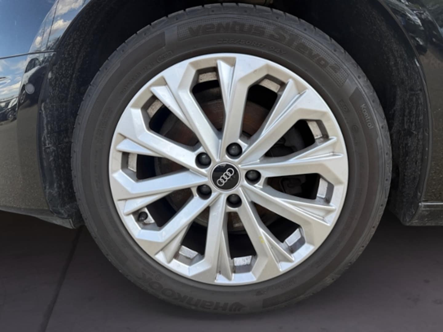 Bild über Audi A4 Avant advanced 35 TDI S tronic - für weitere Informationen kontaktieren Sie den Audi Partner