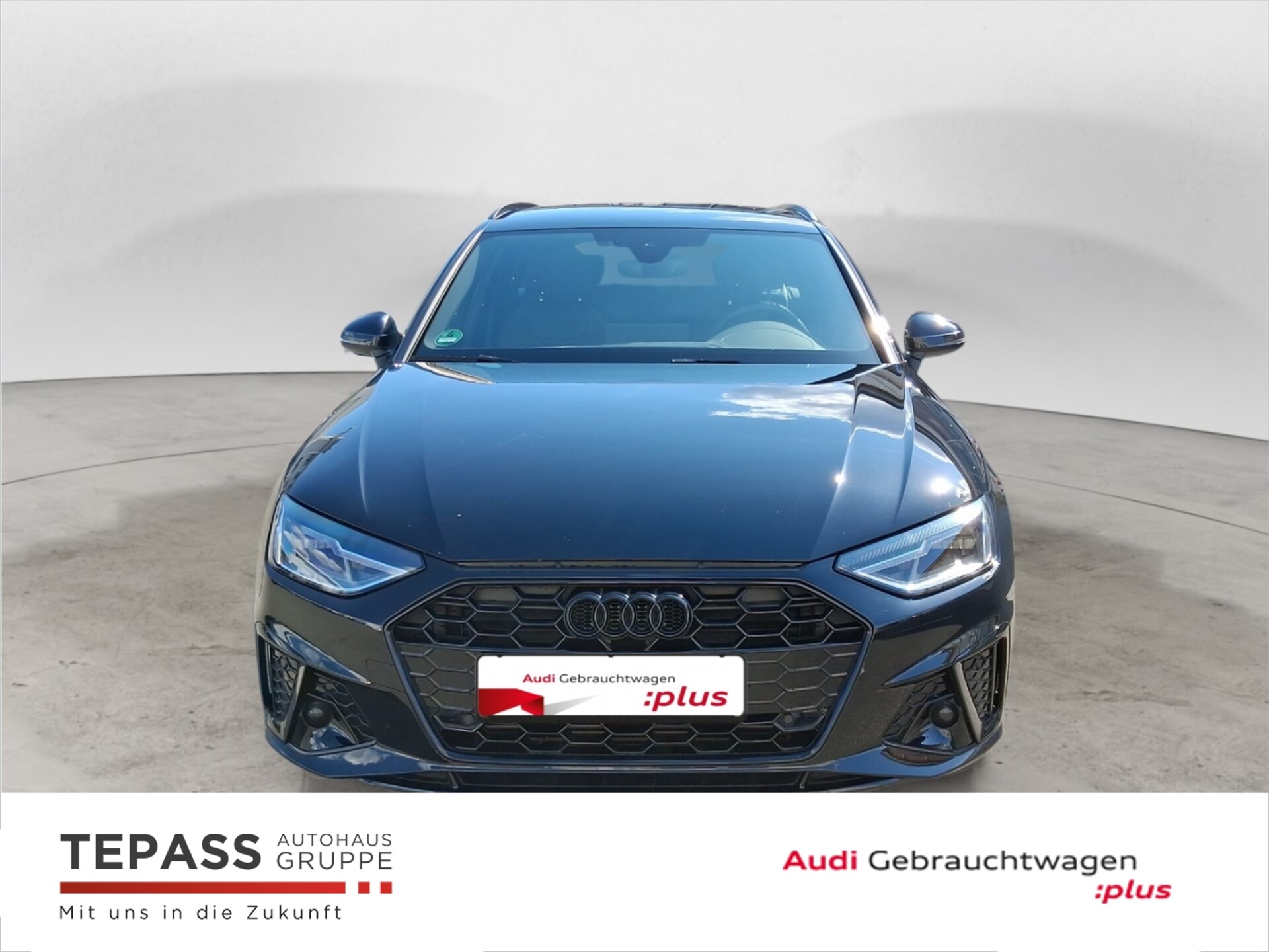 Audi A4 Avant S line
