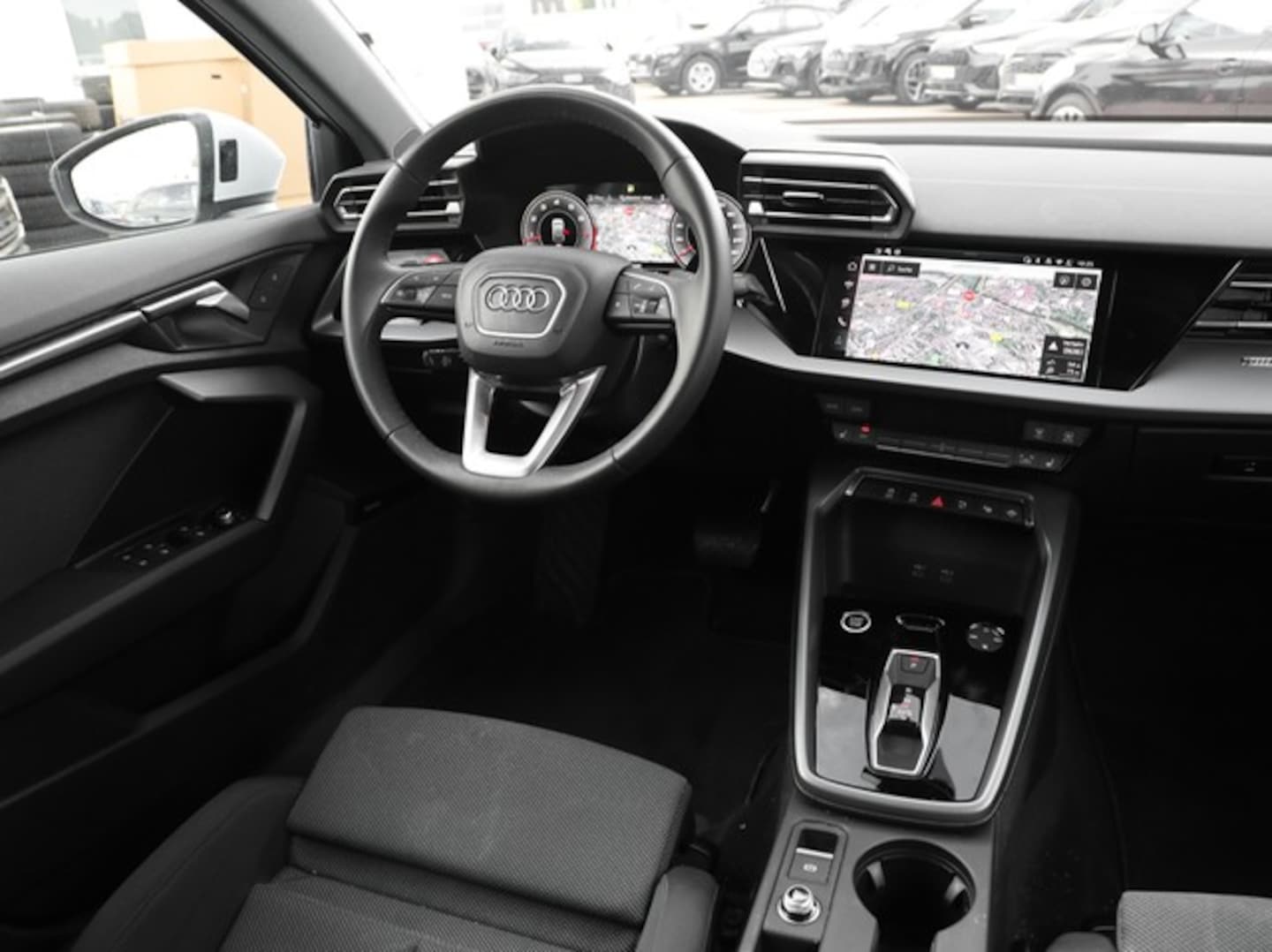 Bild über Audi A3 Sportback S line 35 TFSI S tronic - für weitere Informationen kontaktieren Sie den Audi Partner