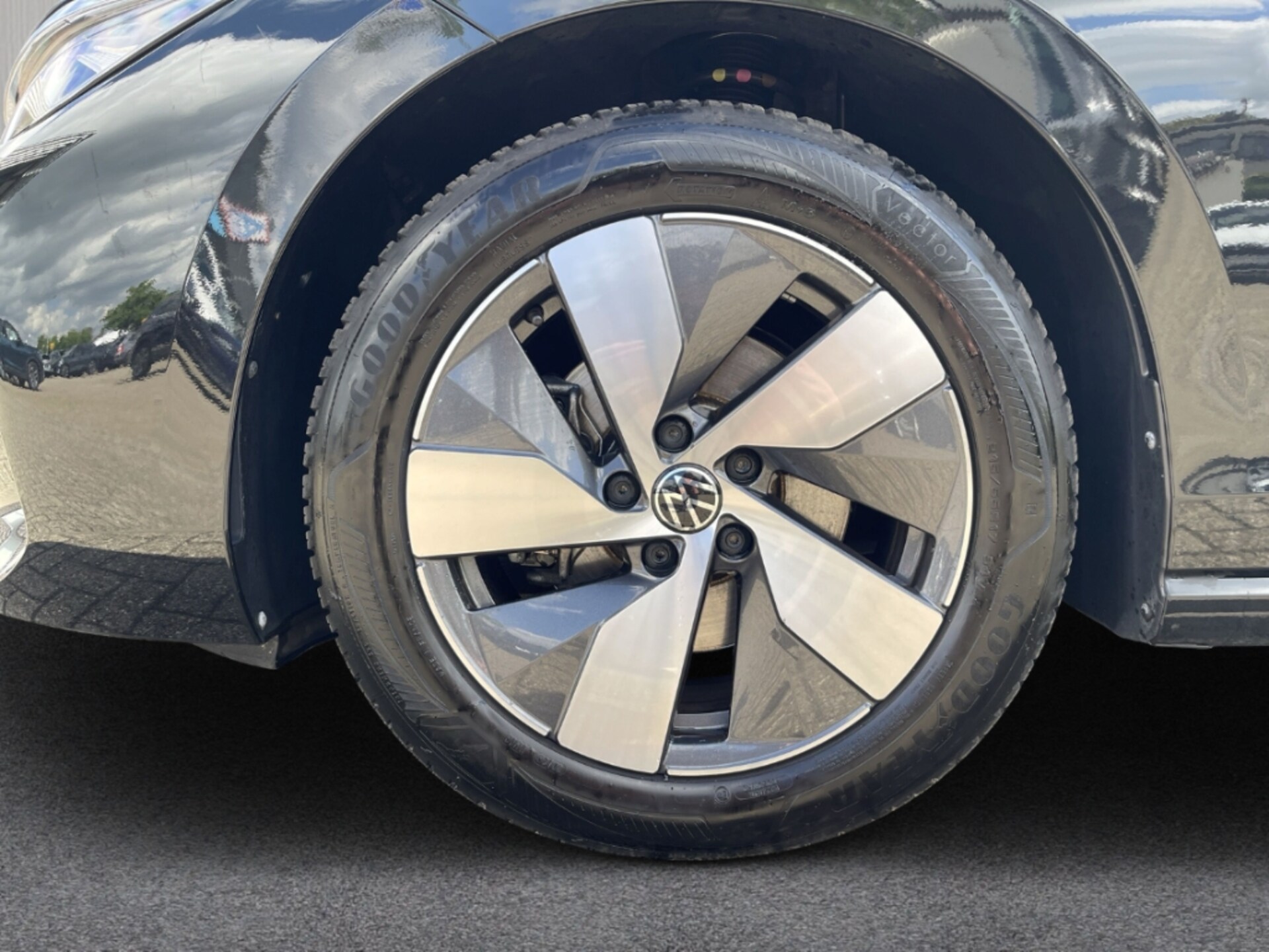 Volkswagen Passat Basis-Modell