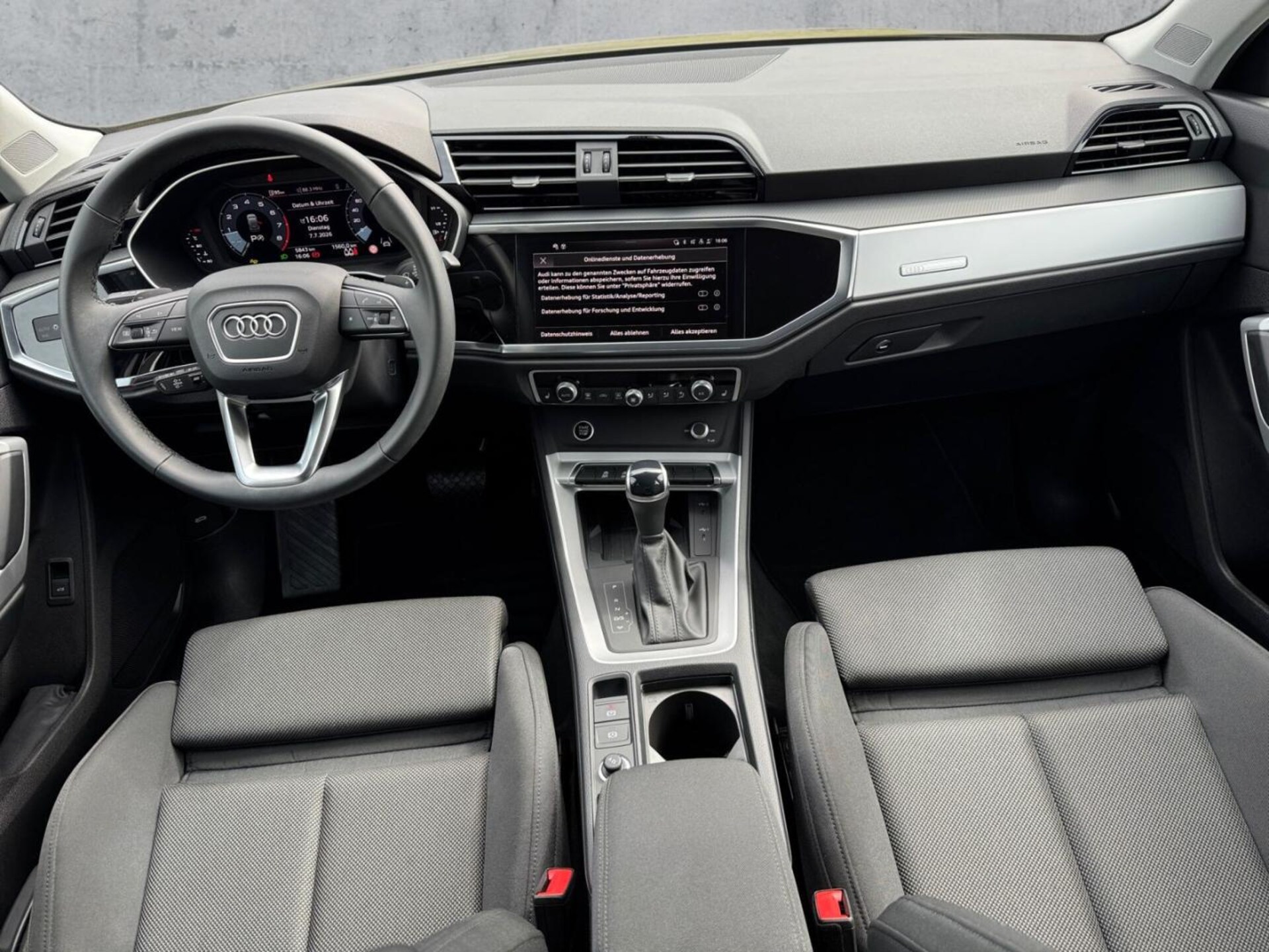 Audi Q3 SUV advanced