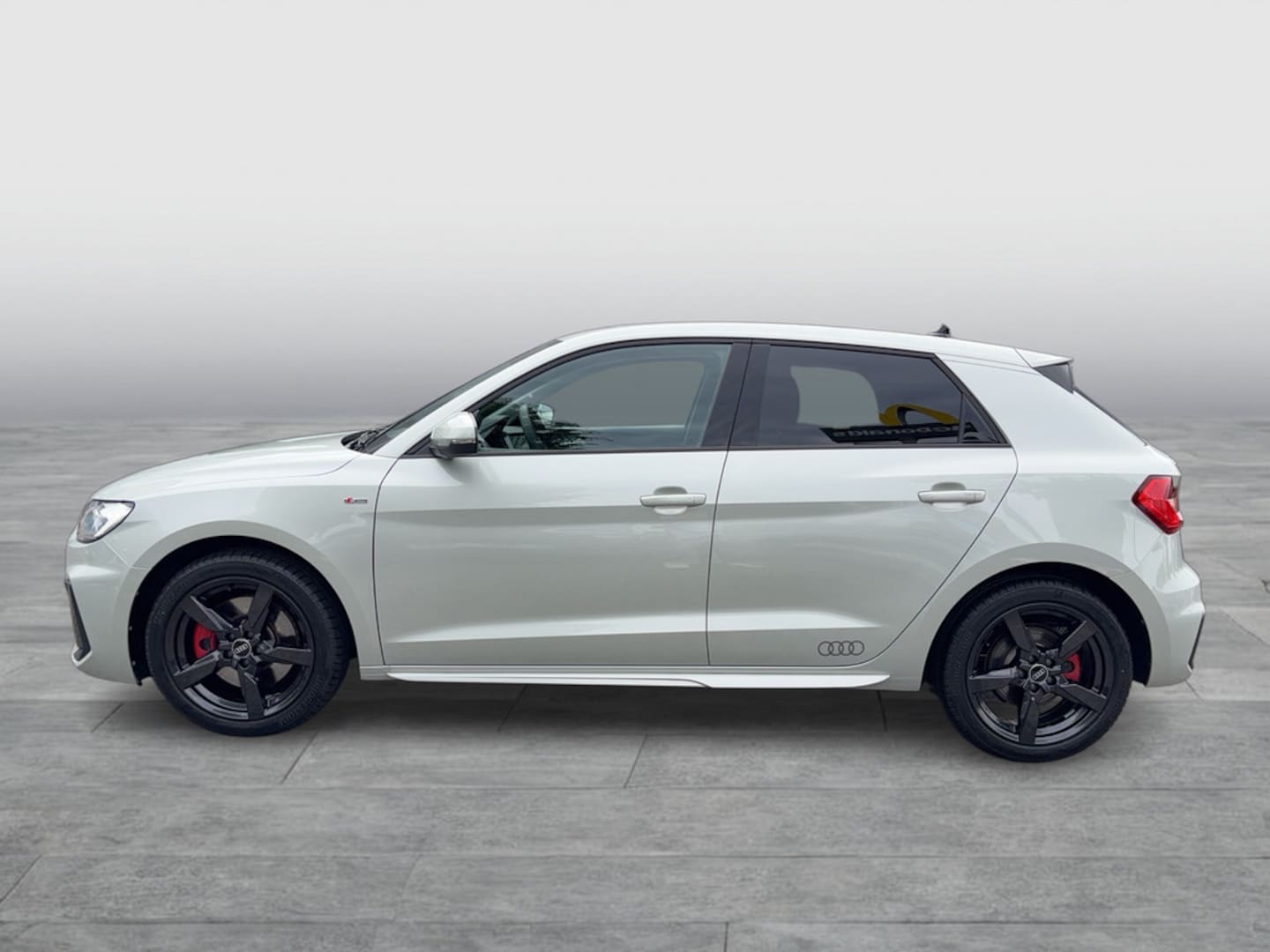 Bild über Audi A1 Sportback S line 40 TFSI S tronic - für weitere Informationen kontaktieren Sie den Audi Partner