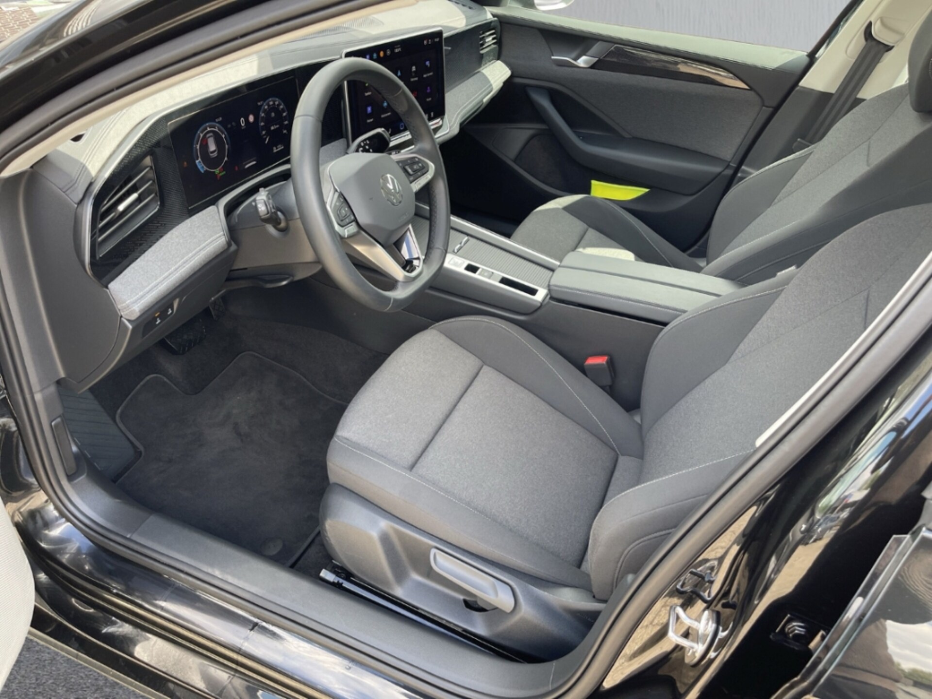 Volkswagen Passat Basis-Modell