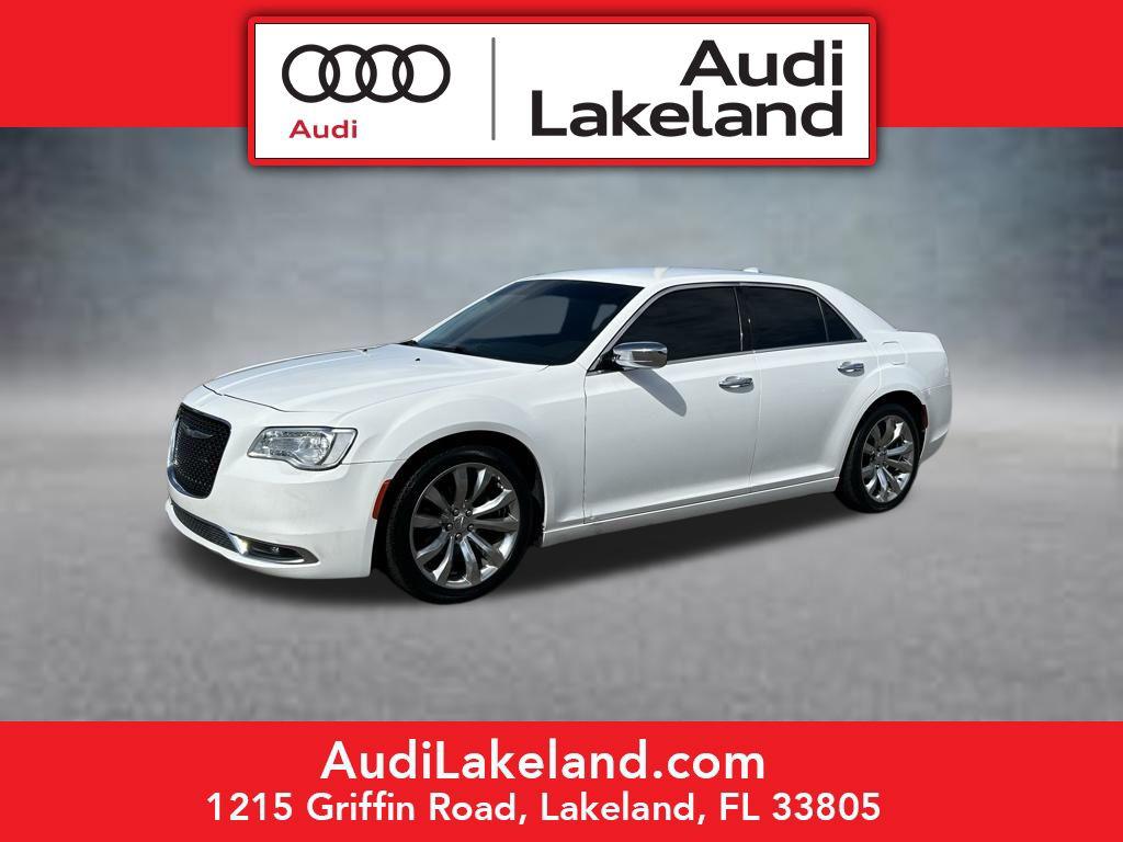 2018 Chrysler 300 Limited's photo