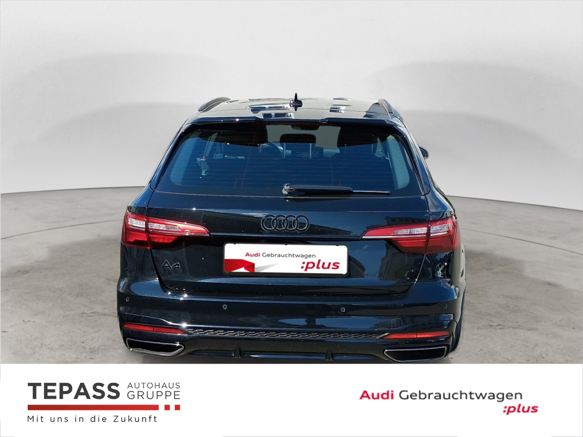 Audi A4 Avant S line
