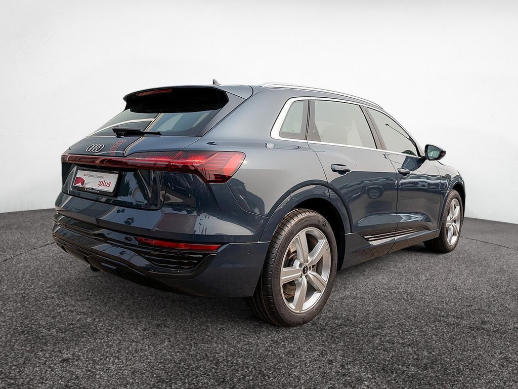 Image about Audi Q8 e-tron advanced 55 e-tron quattro