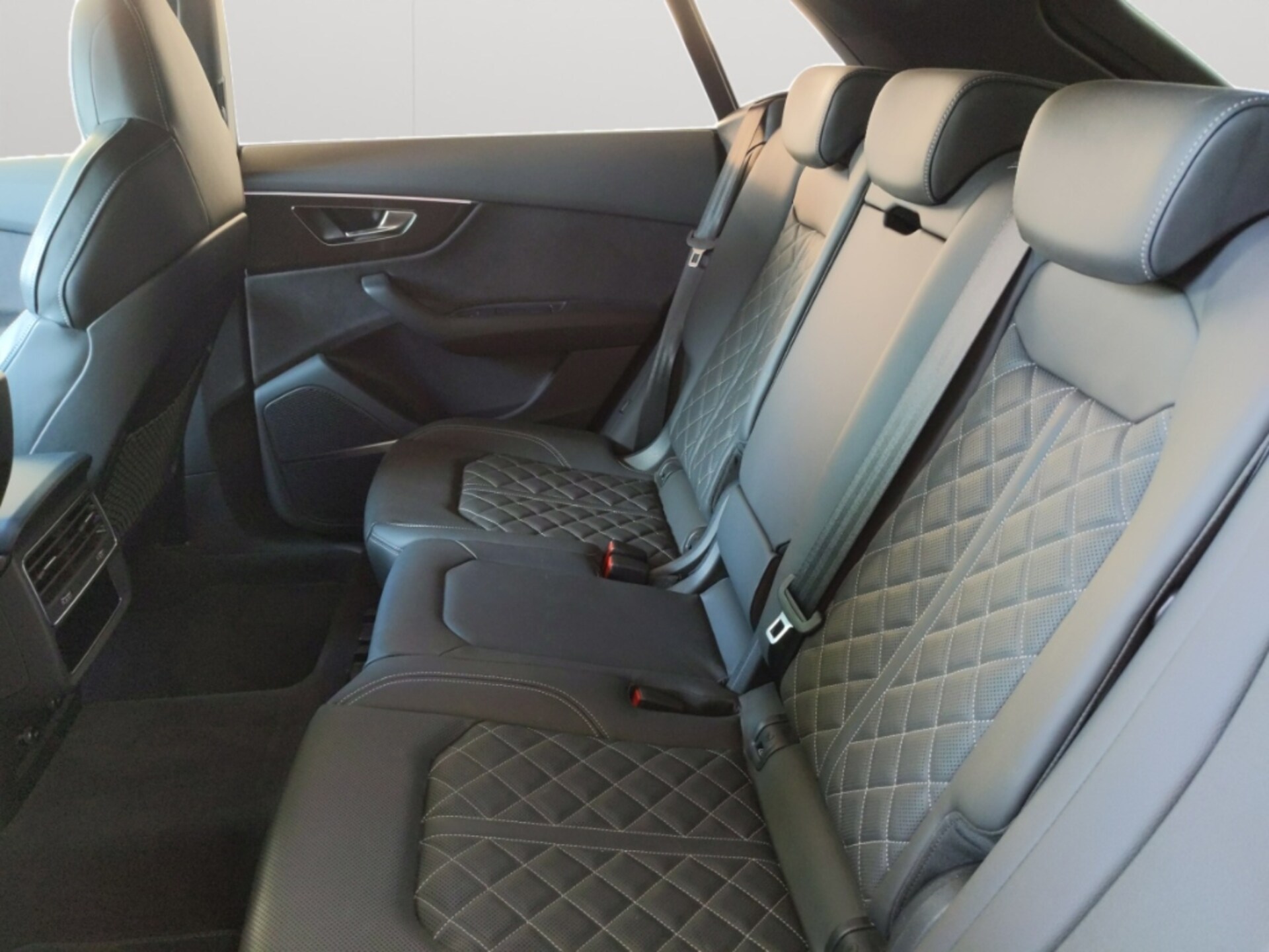 Audi SQ8 SUV