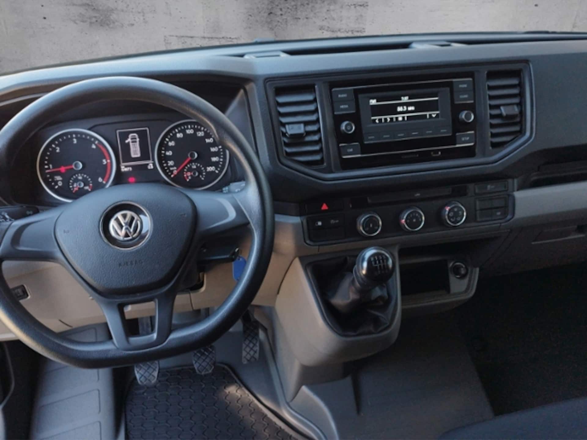 Volkswagen Crafter Kasten mittlerer Radstand