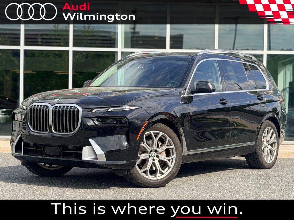 2025 BMW X7 xDrive40i's photo