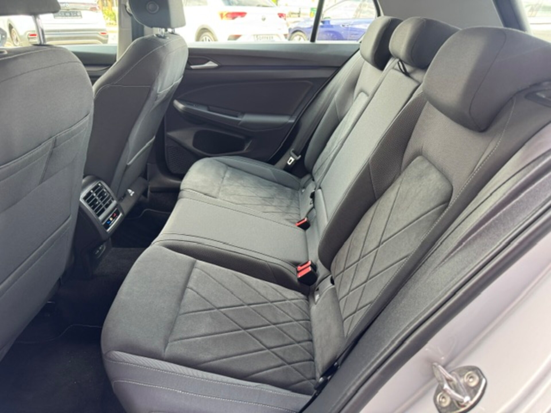 Volkswagen Golf Style