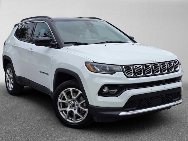 Photo of 2025 Jeep Compass 