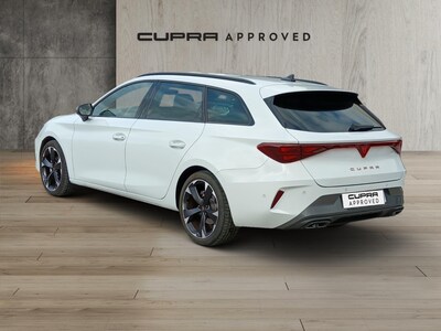 CUPRA Leon Sportstourer 1.5 eTSI DSG 110 kW (150 CV) — photo 2