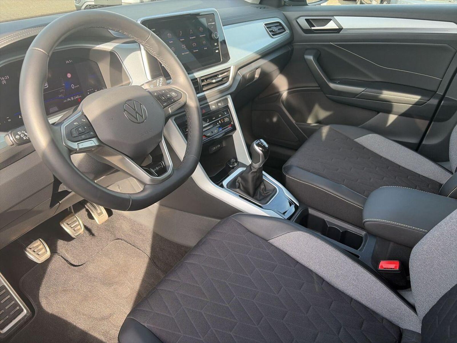 Volkswagen T-Roc – Bild 8