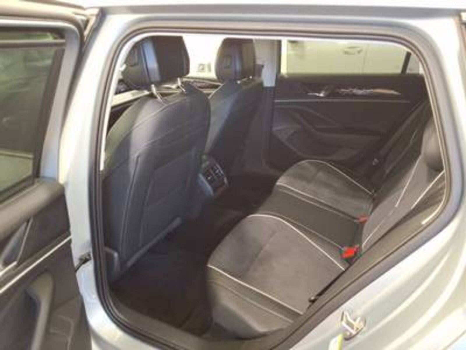Volkswagen Passat – Bild 7