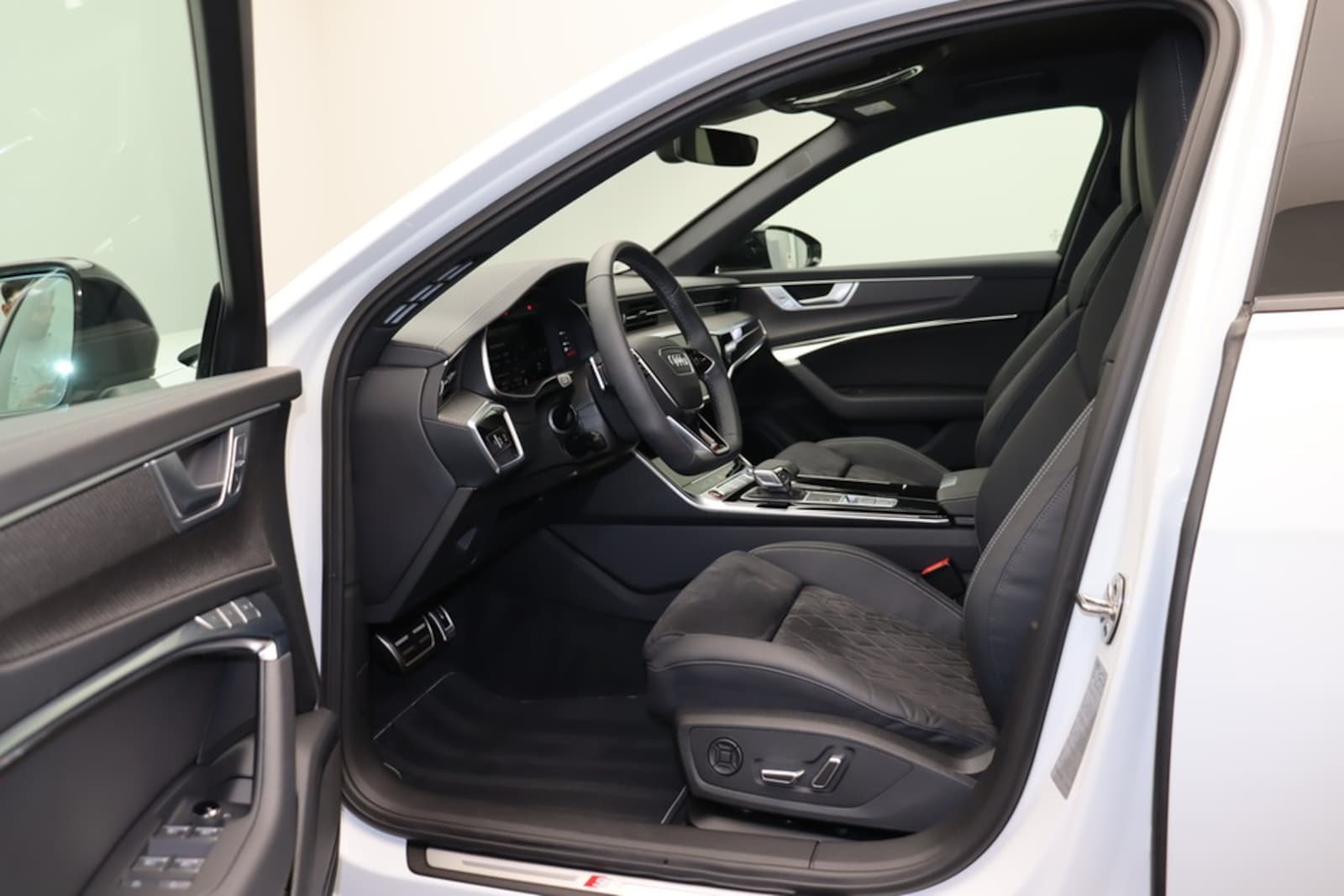 Audi S6 Limousine – Bild 8