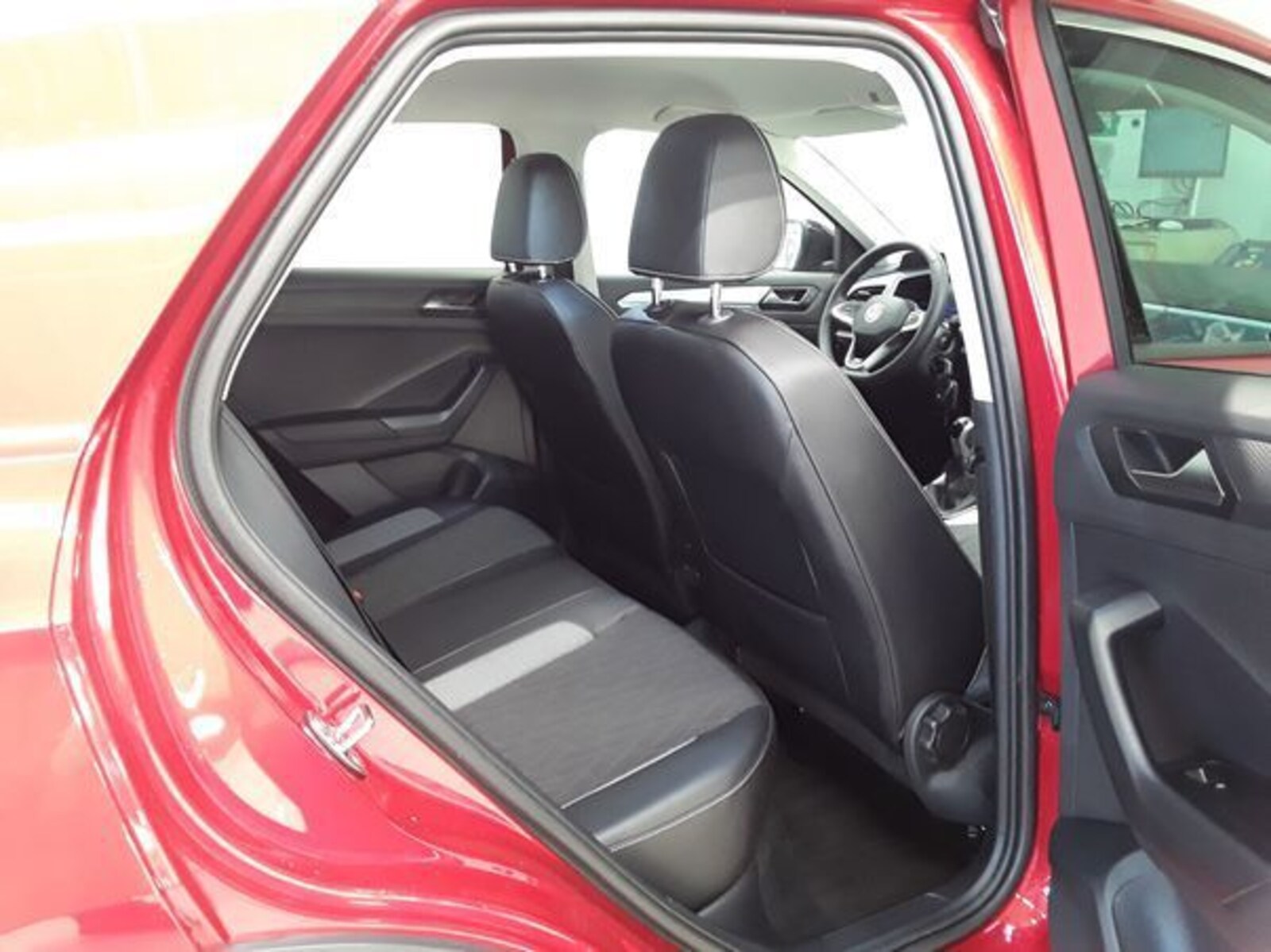 Volkswagen T-Roc – Bild 8