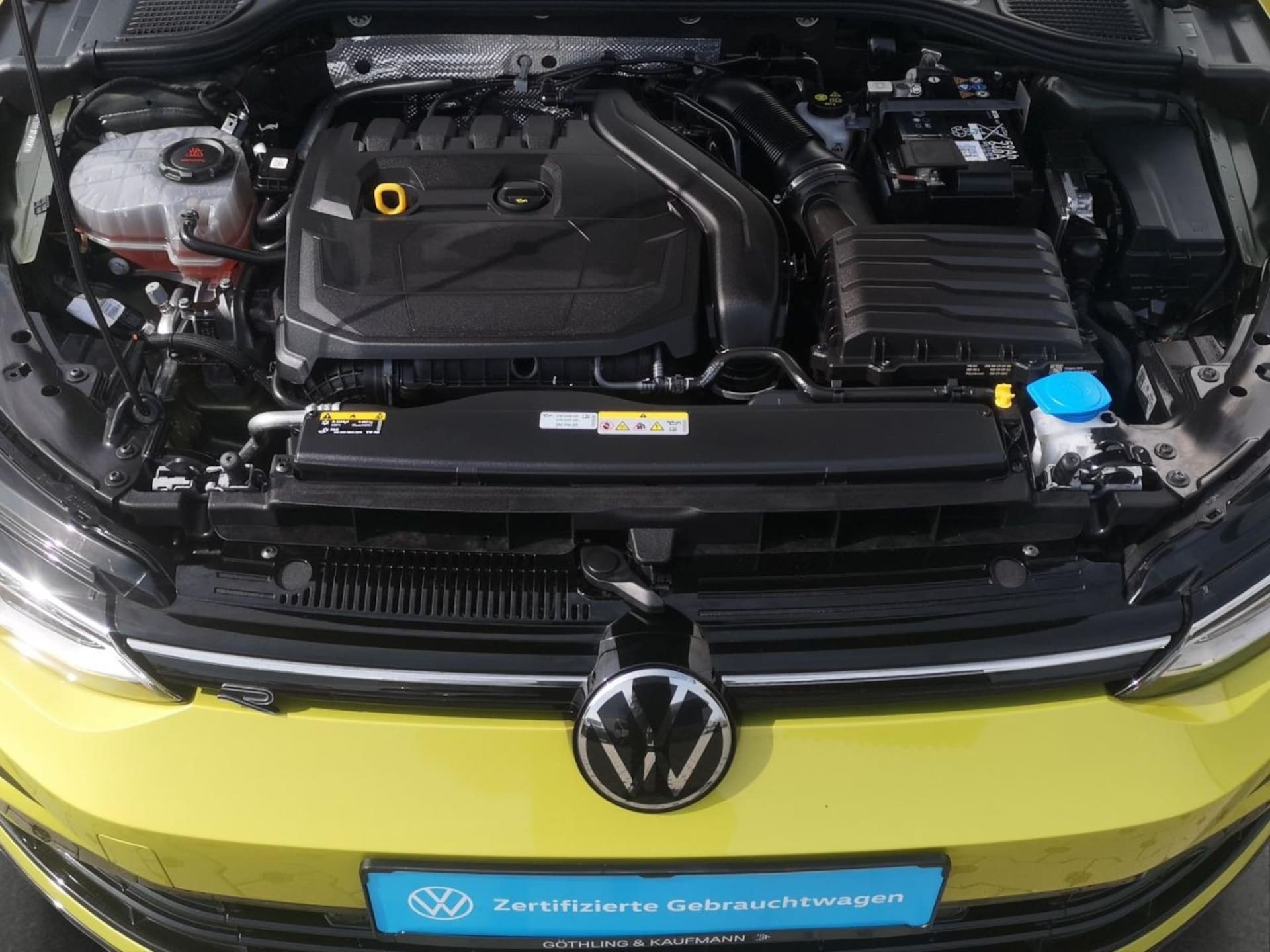 Volkswagen Golf R-Line