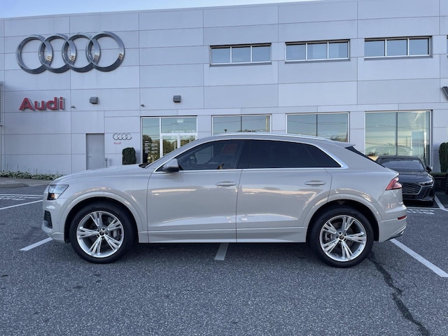2023 Audi Q8
