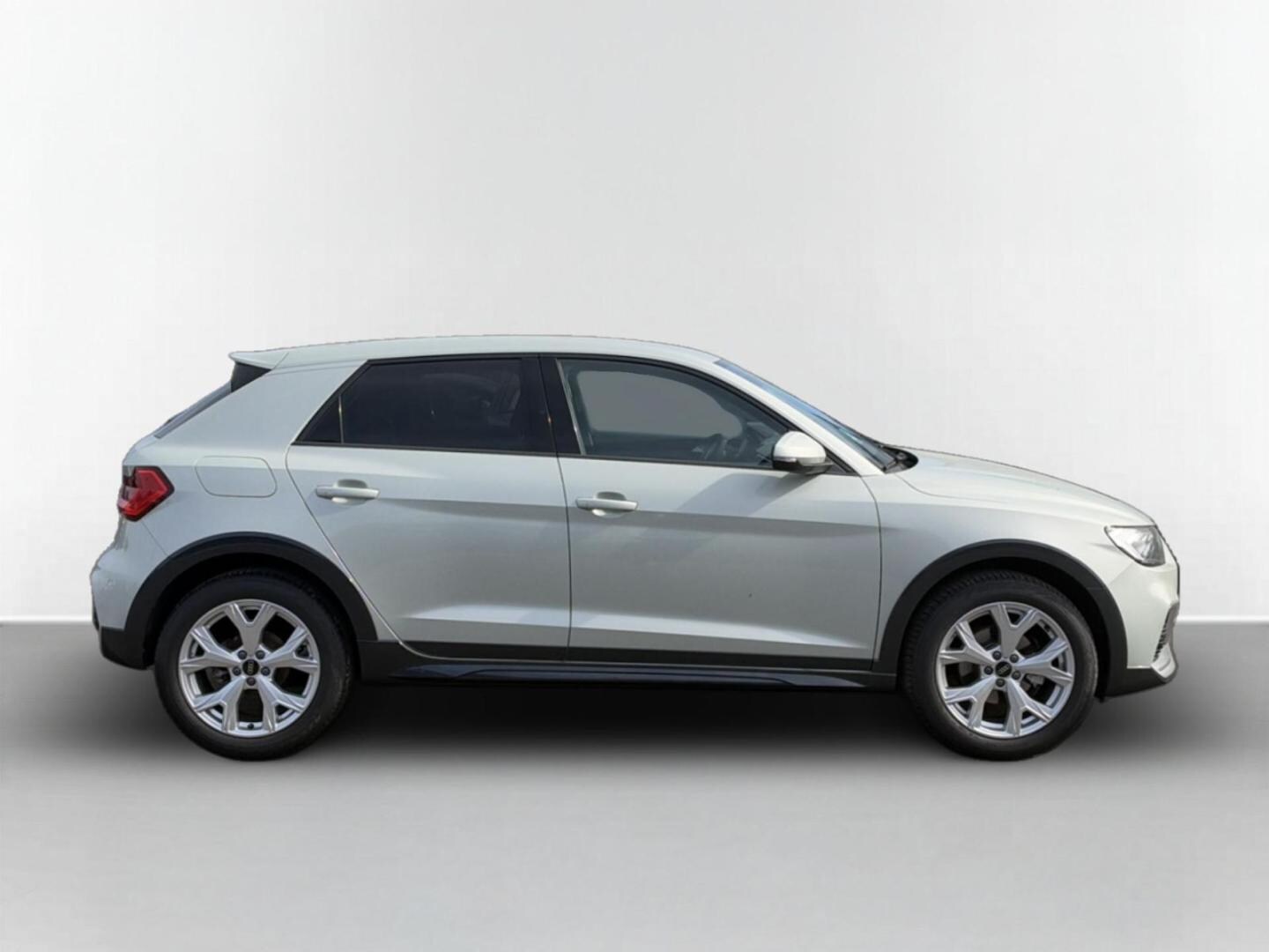 Bild über Audi A1 allstreet 35 TFSI S tronic - für weitere Informationen kontaktieren Sie den Audi Partner