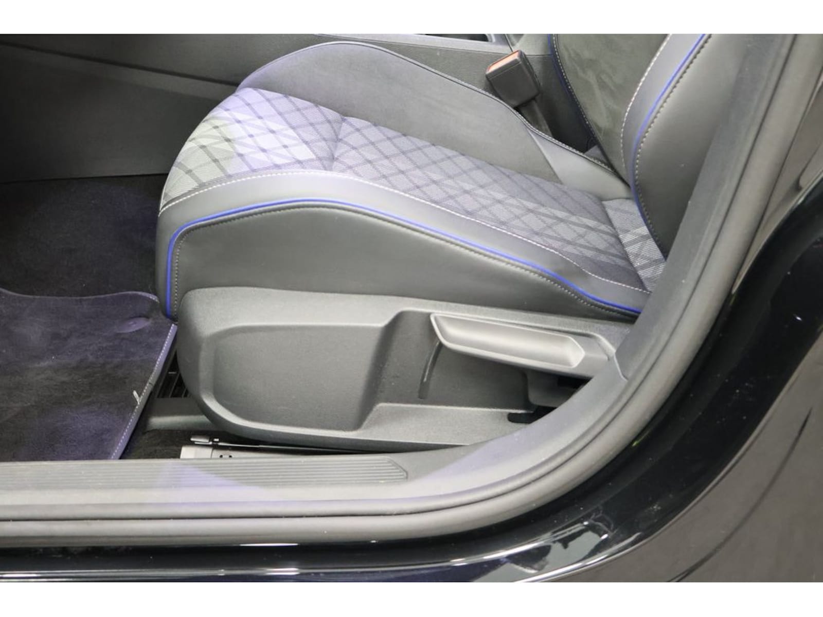 Volkswagen Golf Variant – Bild 23
