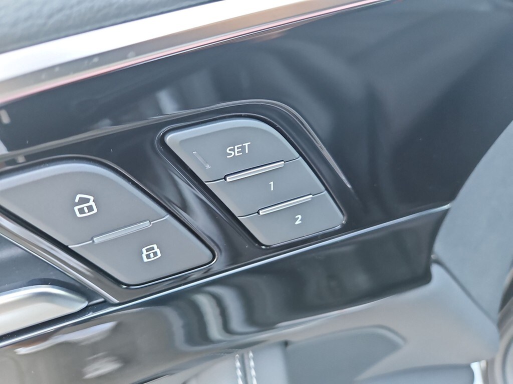 Image about Audi A4 Avant S line 40 TFSI quattro S tronic