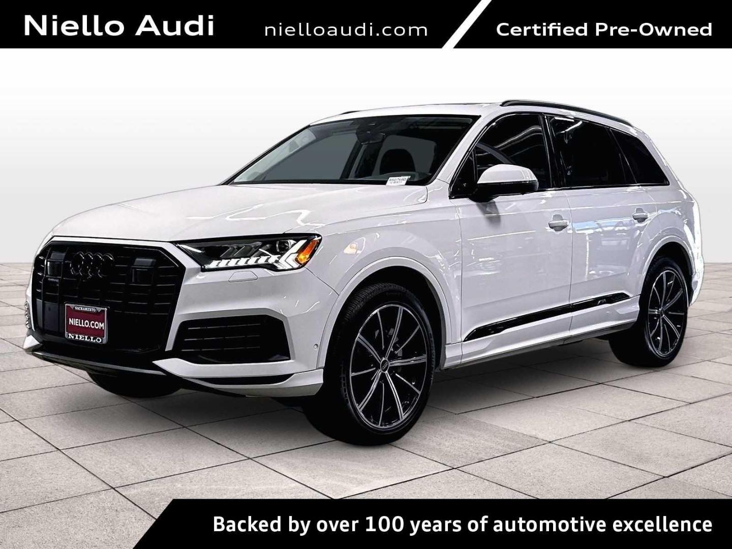 2023 Audi Q7 55 Premium Plus quattro Tiptronic's photo