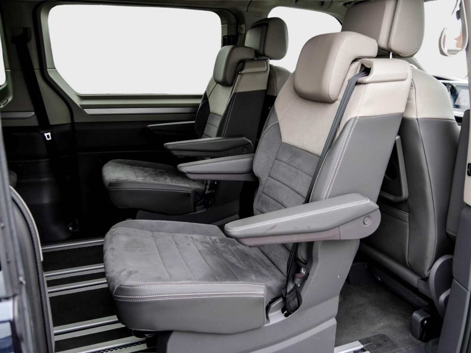 Volkswagen Multivan Langversion – Bild 4