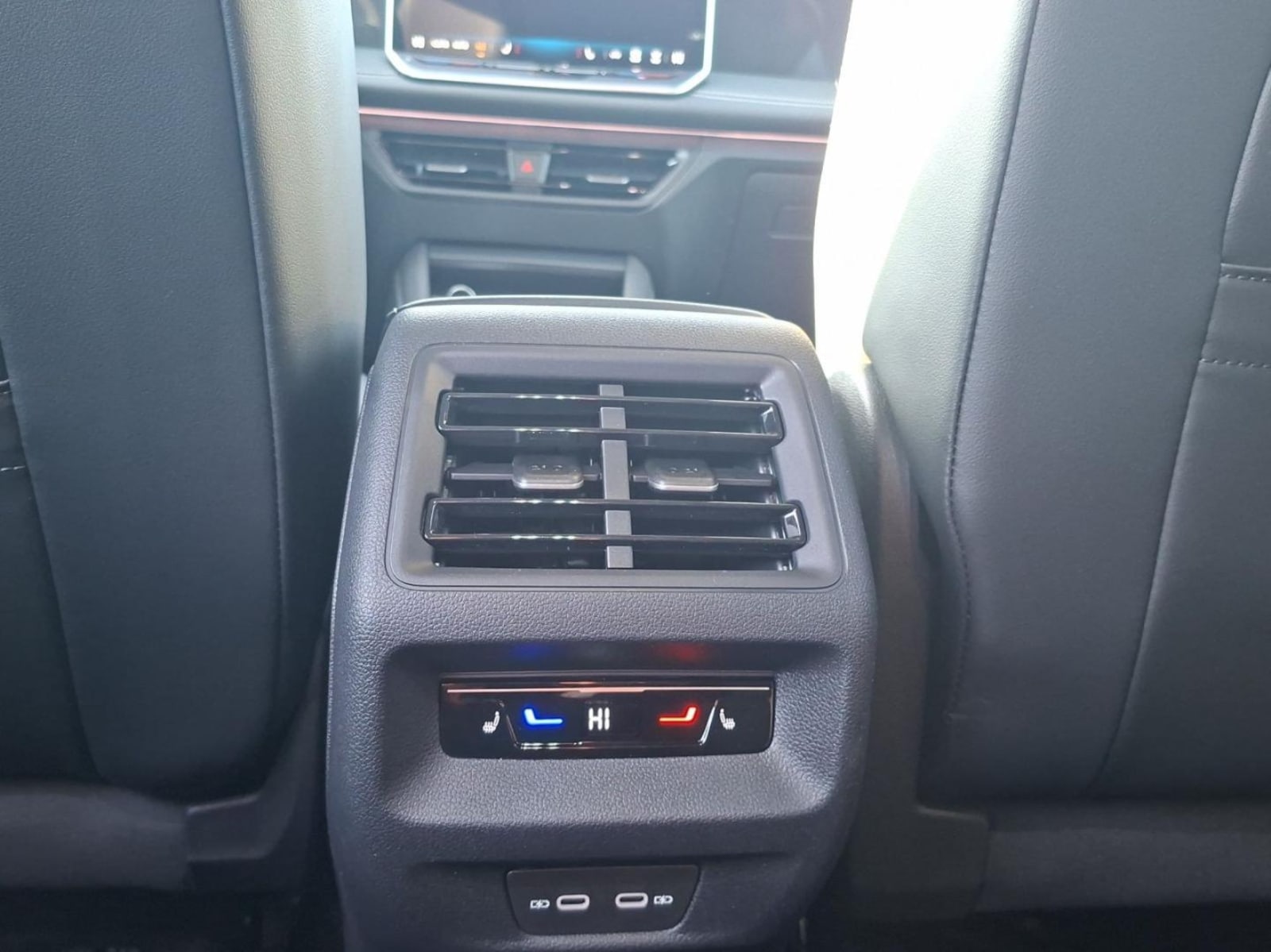 Volkswagen Tiguan – Bild 10