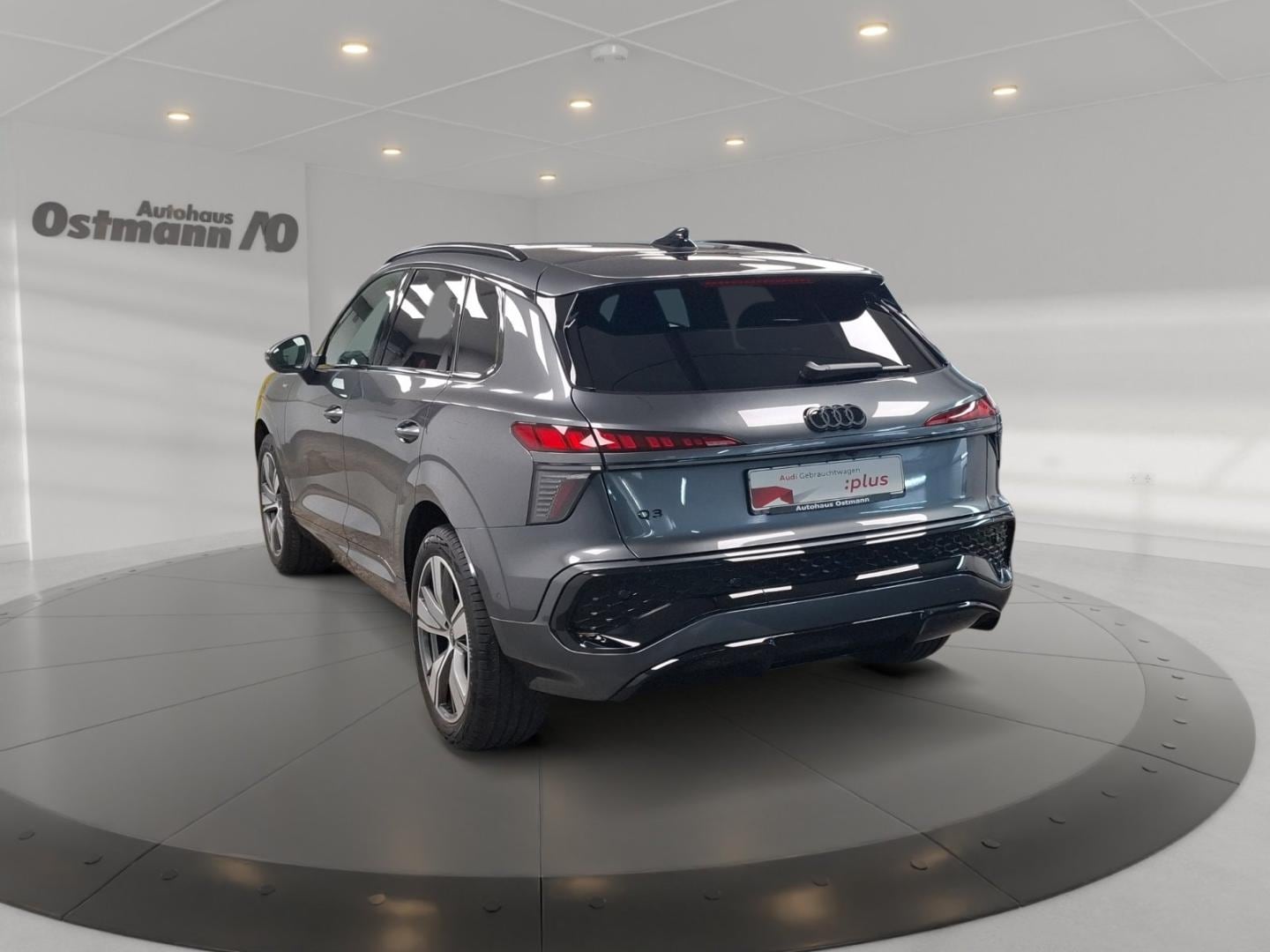 Bild über Audi Q3 SUV TDI 110 kW S tronic - für weitere Informationen kontaktieren Sie den Audi Partner