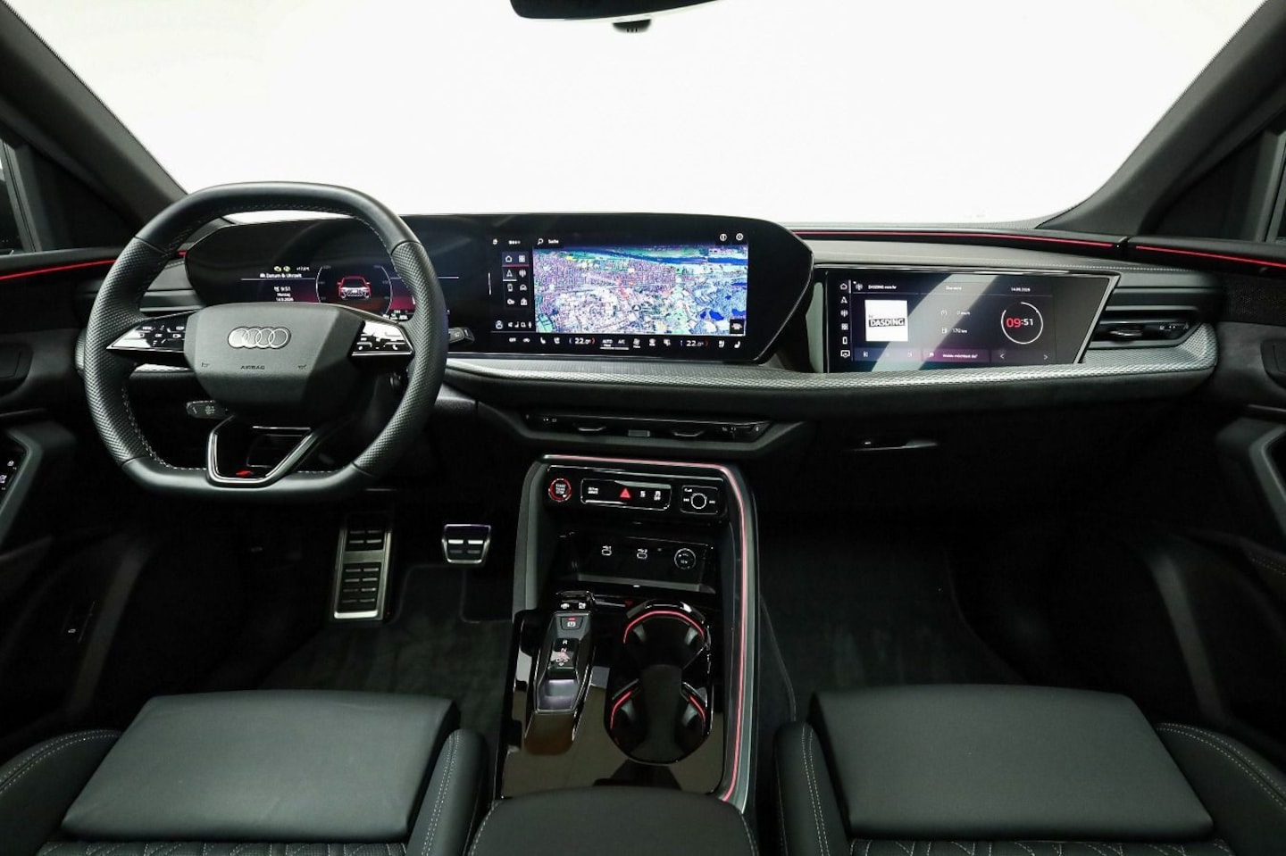 Bild über Audi Q5 SUV TDI quattro 150 kW S tronic - für weitere Informationen kontaktieren Sie den Audi Partner