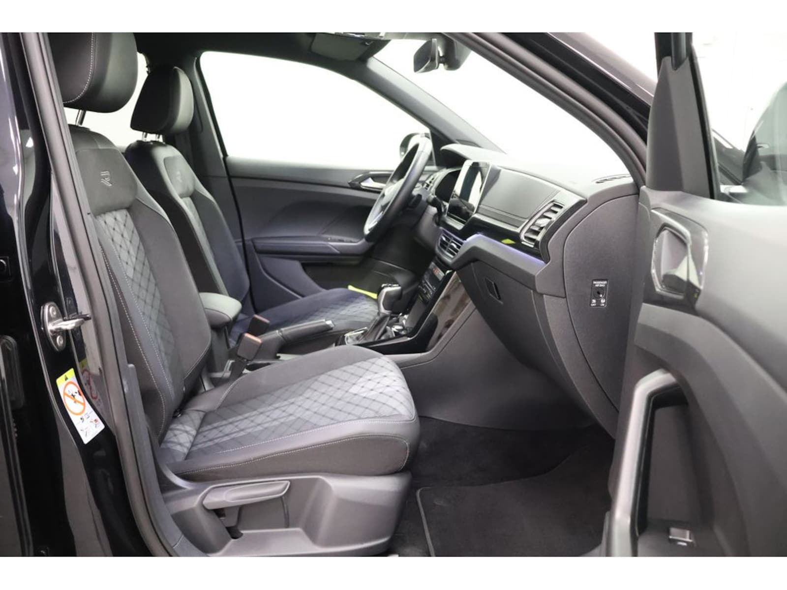 Volkswagen T-Cross – Bild 25