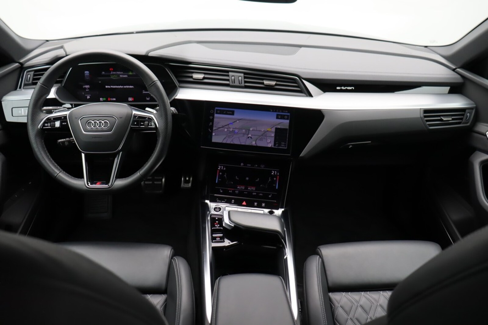 Audi Q8 e-tron – Bild 14