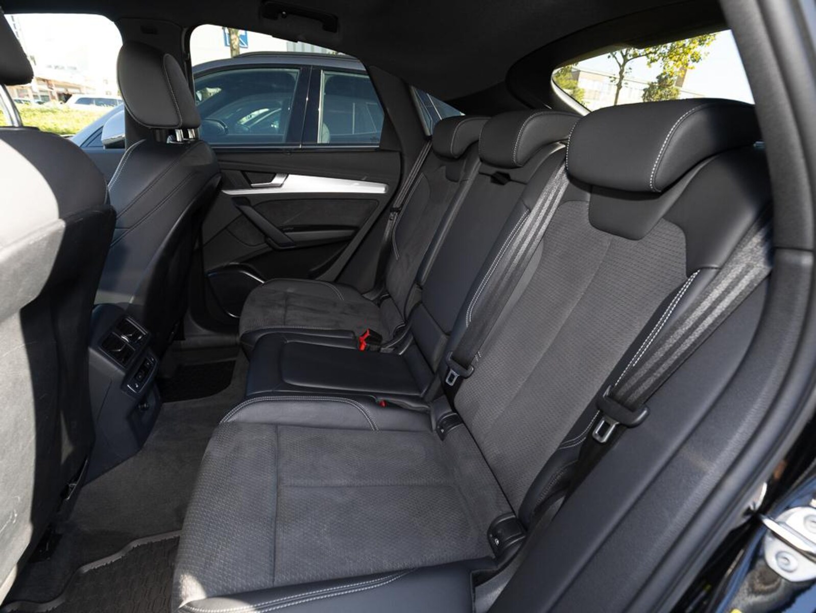 Audi Q5 Sportback – Bild 12