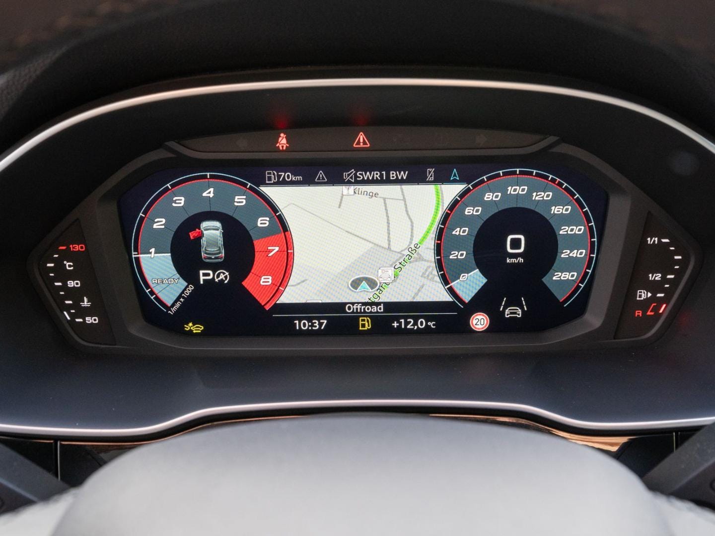 Bild über Audi Q3 S line 35 TFSI S tronic - für weitere Informationen kontaktieren Sie den Audi Partner
