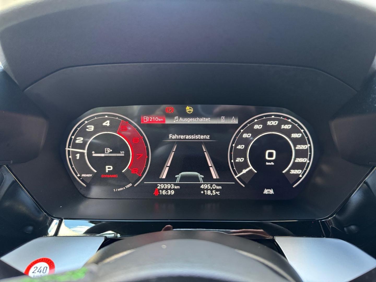 Image about Audi RS 3 Limousine TFSI quattro S tronic
