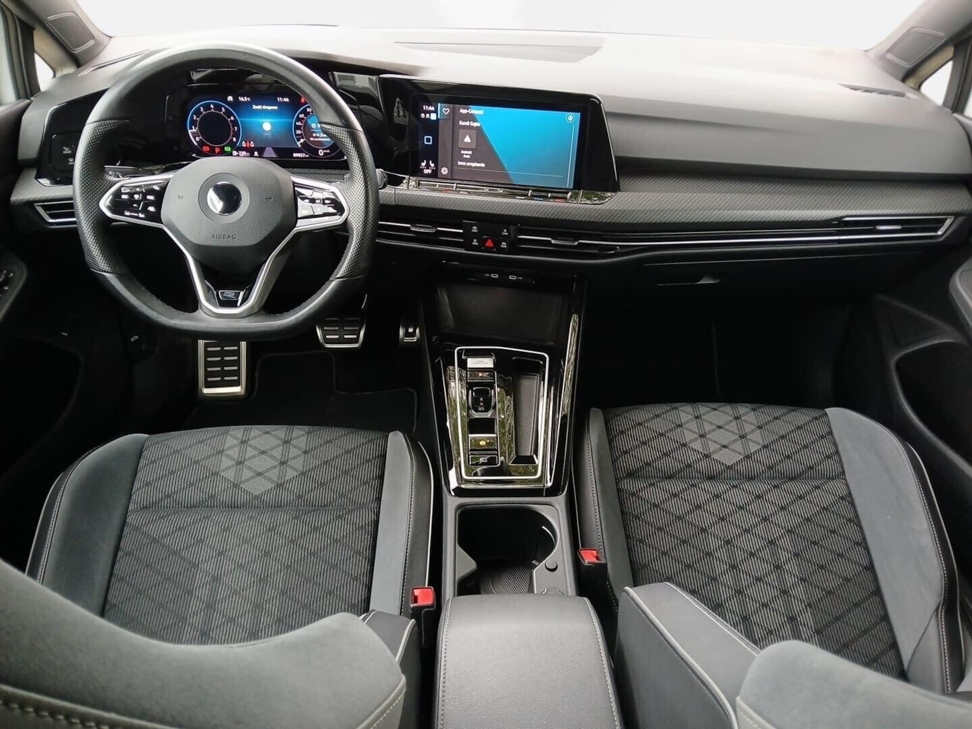 Volkswagen Golf Variant R-Line