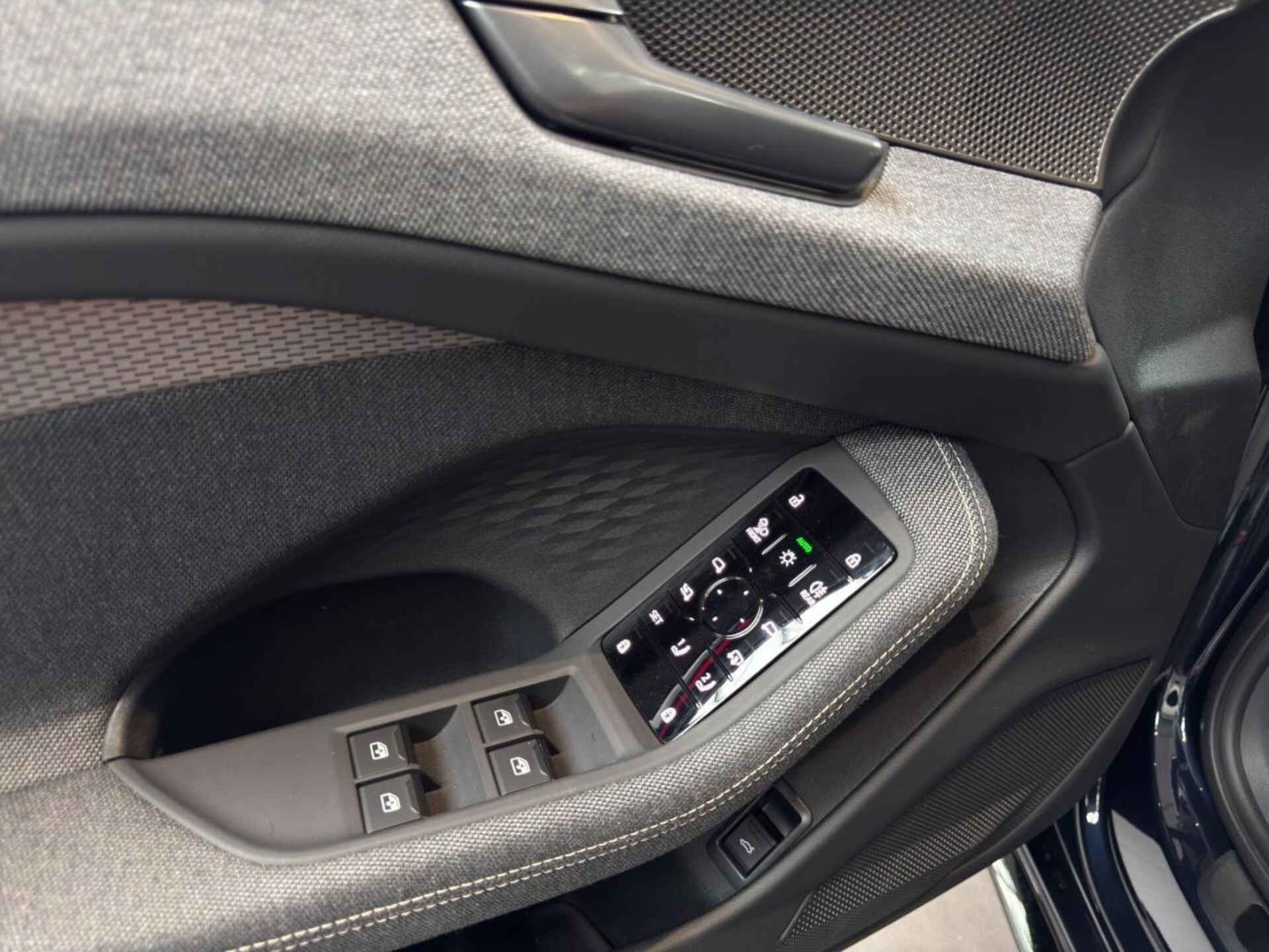 Audi A6 Limousine edition one