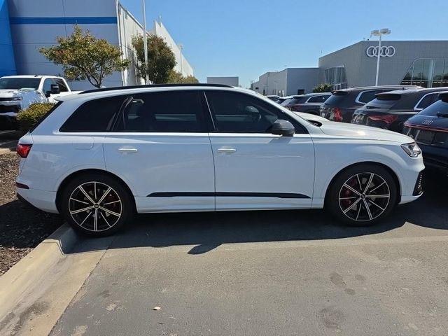2022 Audi SQ7