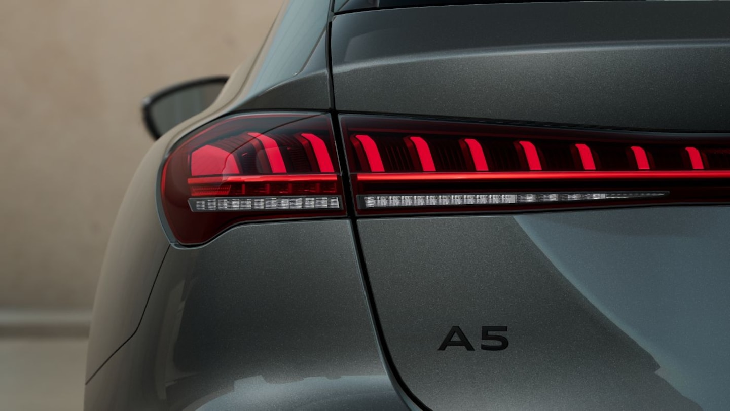 Bild über Audi A5 Avant TDI 150 kW S tronic - für weitere Informationen kontaktieren Sie den Audi Partner