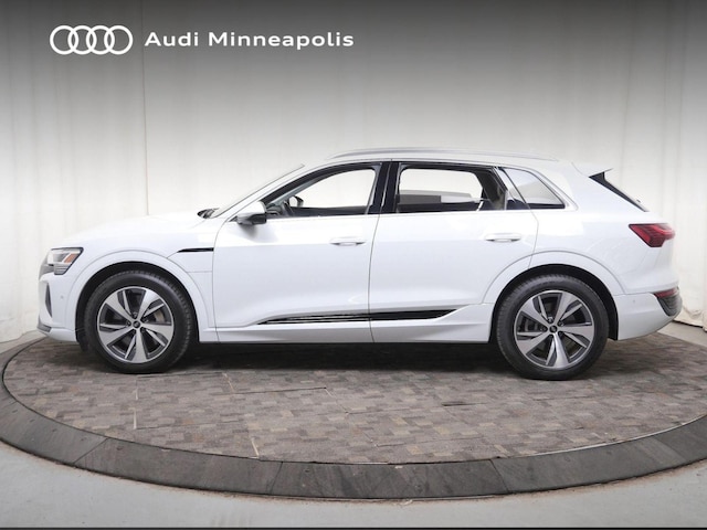 2024 Audi Q8 e-tron