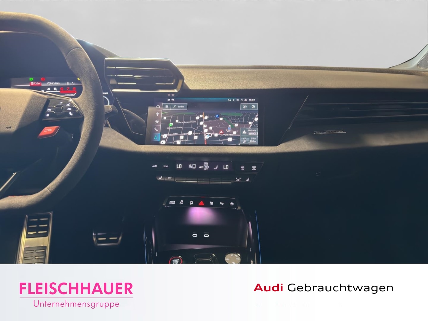 Bild über Audi RS 3 Sportback TFSI quattro 294 kW S tronic - für weitere Informationen kontaktieren Sie den Audi Partner