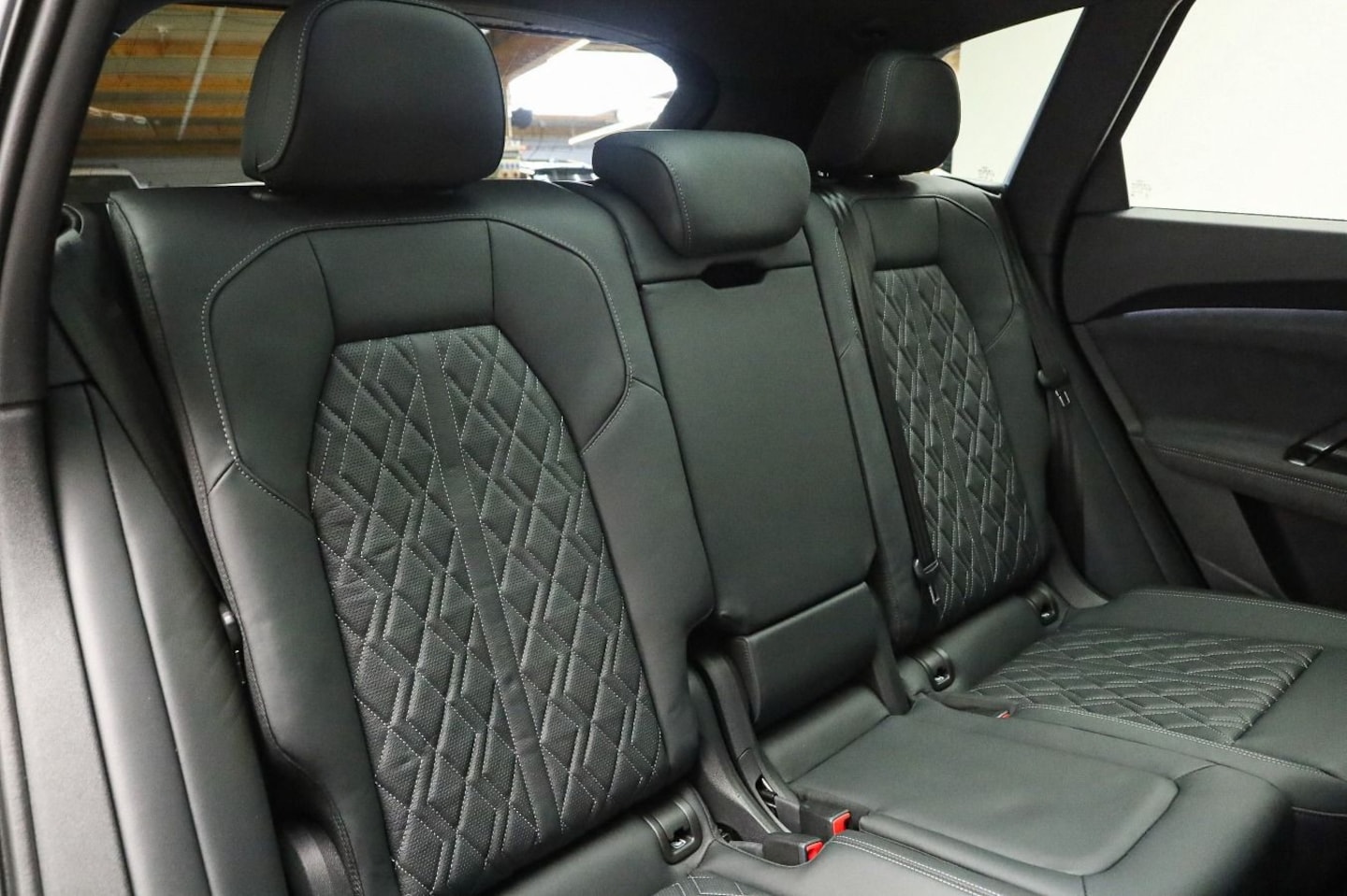 Bild über Audi Q5 SUV TDI quattro 150 kW S tronic - für weitere Informationen kontaktieren Sie den Audi Partner