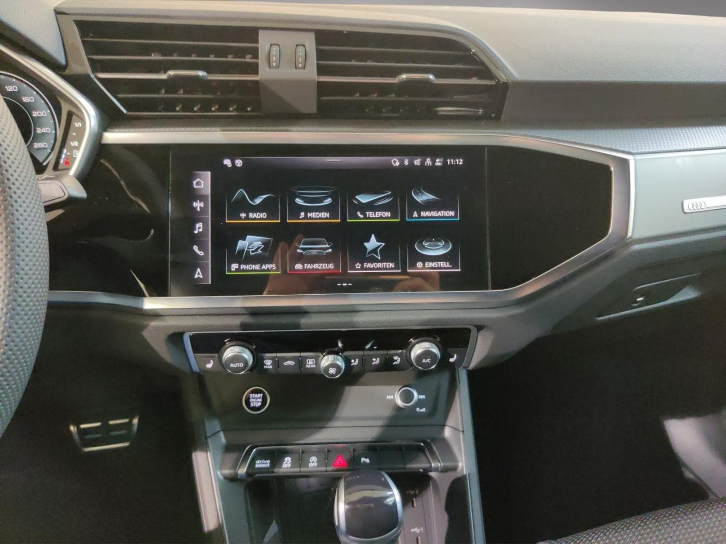 Bild über Audi Q3 advanced 35 TFSI S tronic - für weitere Informationen kontaktieren Sie den Audi Partner