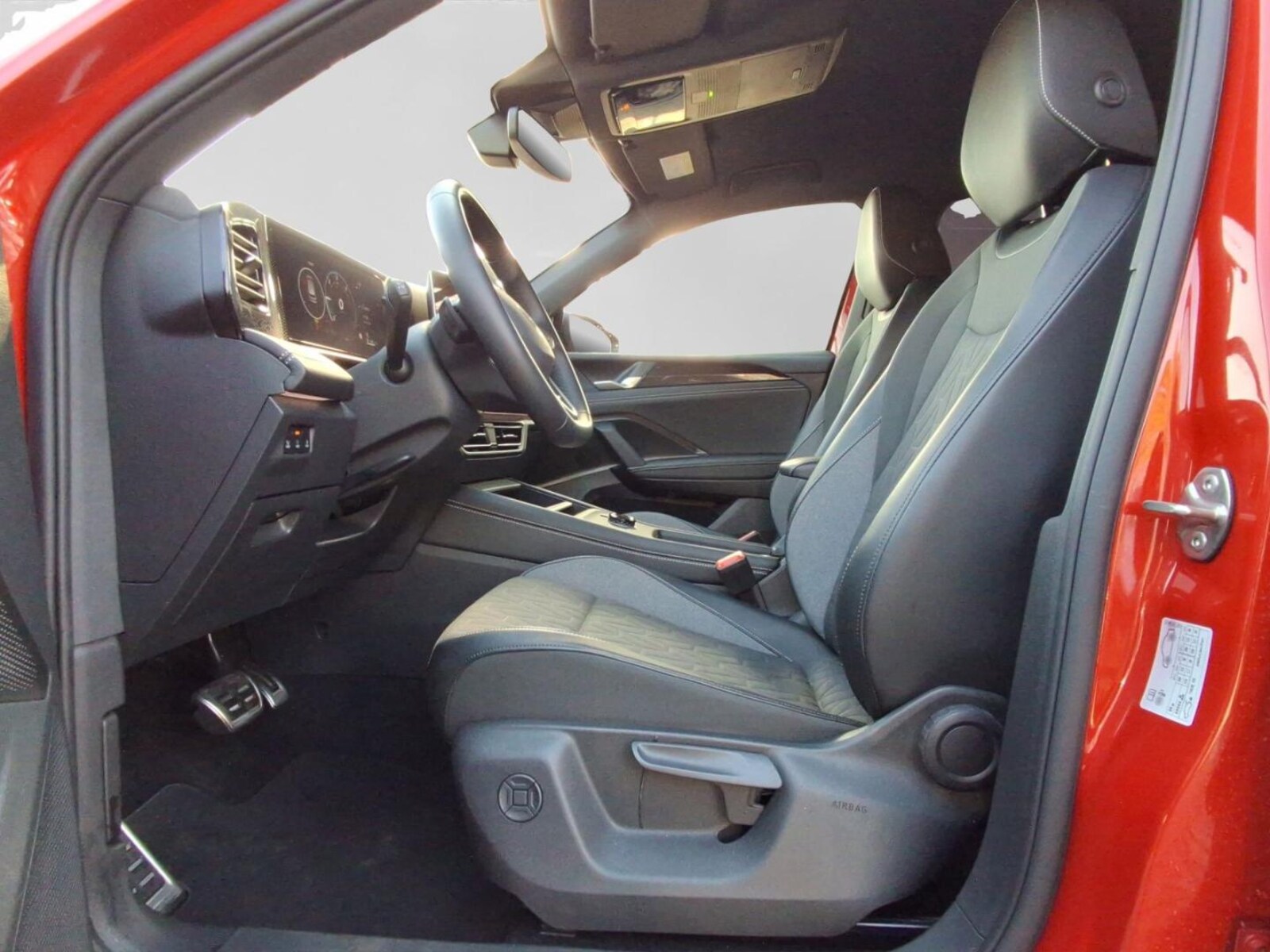 Volkswagen Tiguan – Bild 11