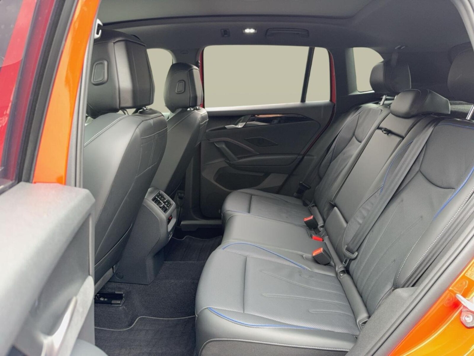 Volkswagen Tiguan – Bild 13