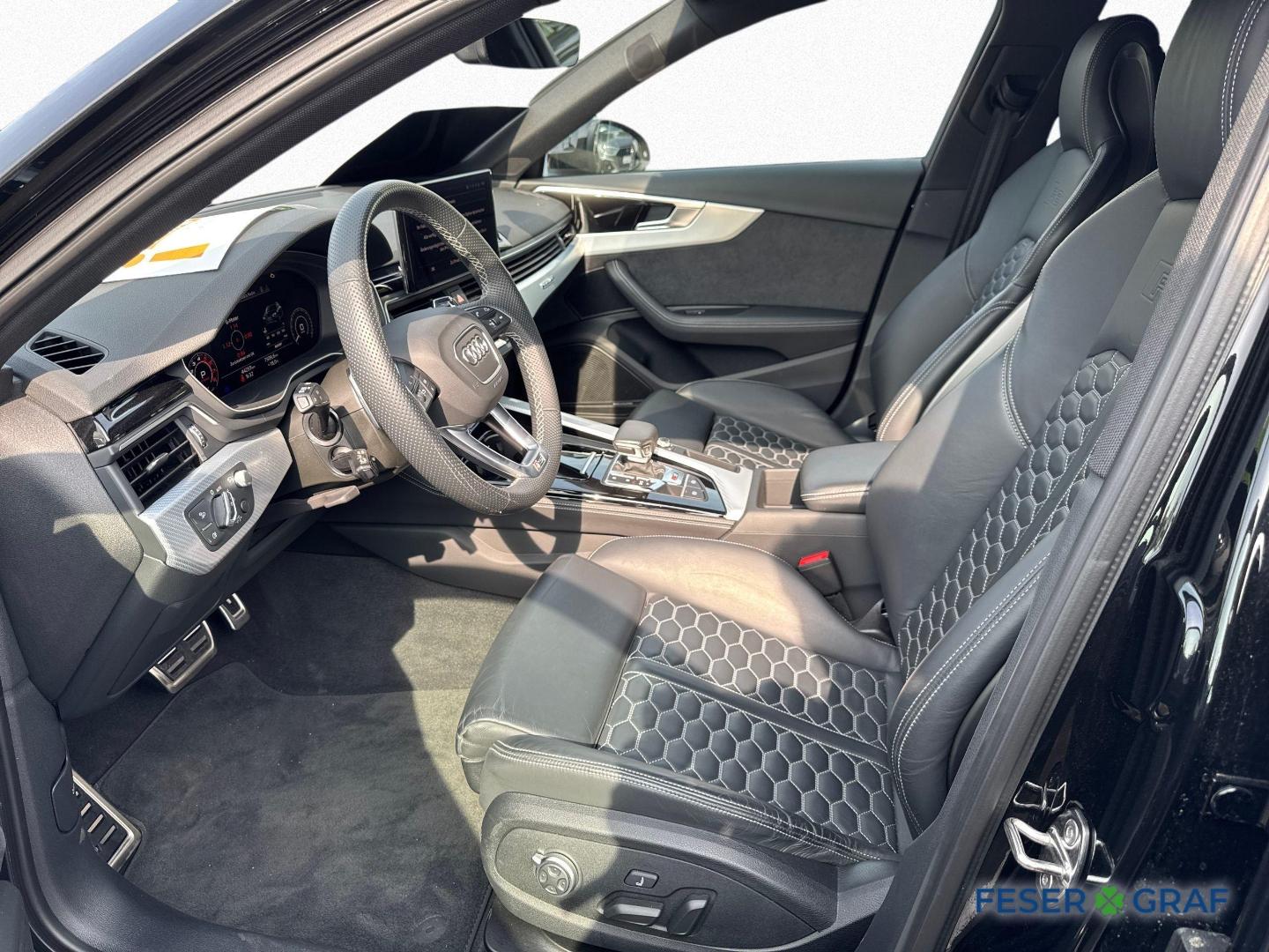Image about Audi RS 4 Avant TFSI quattro tiptronic