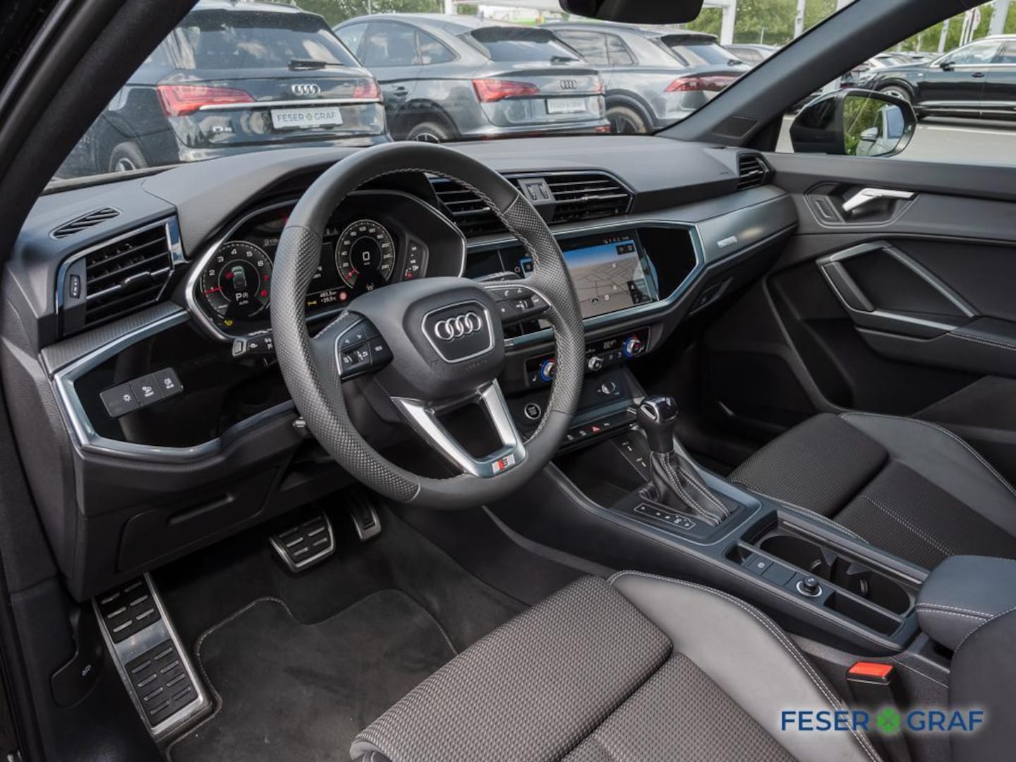 Bild über Audi Q3 Sportback S line 35 TFSI S tronic - für weitere Informationen kontaktieren Sie den Audi Partner