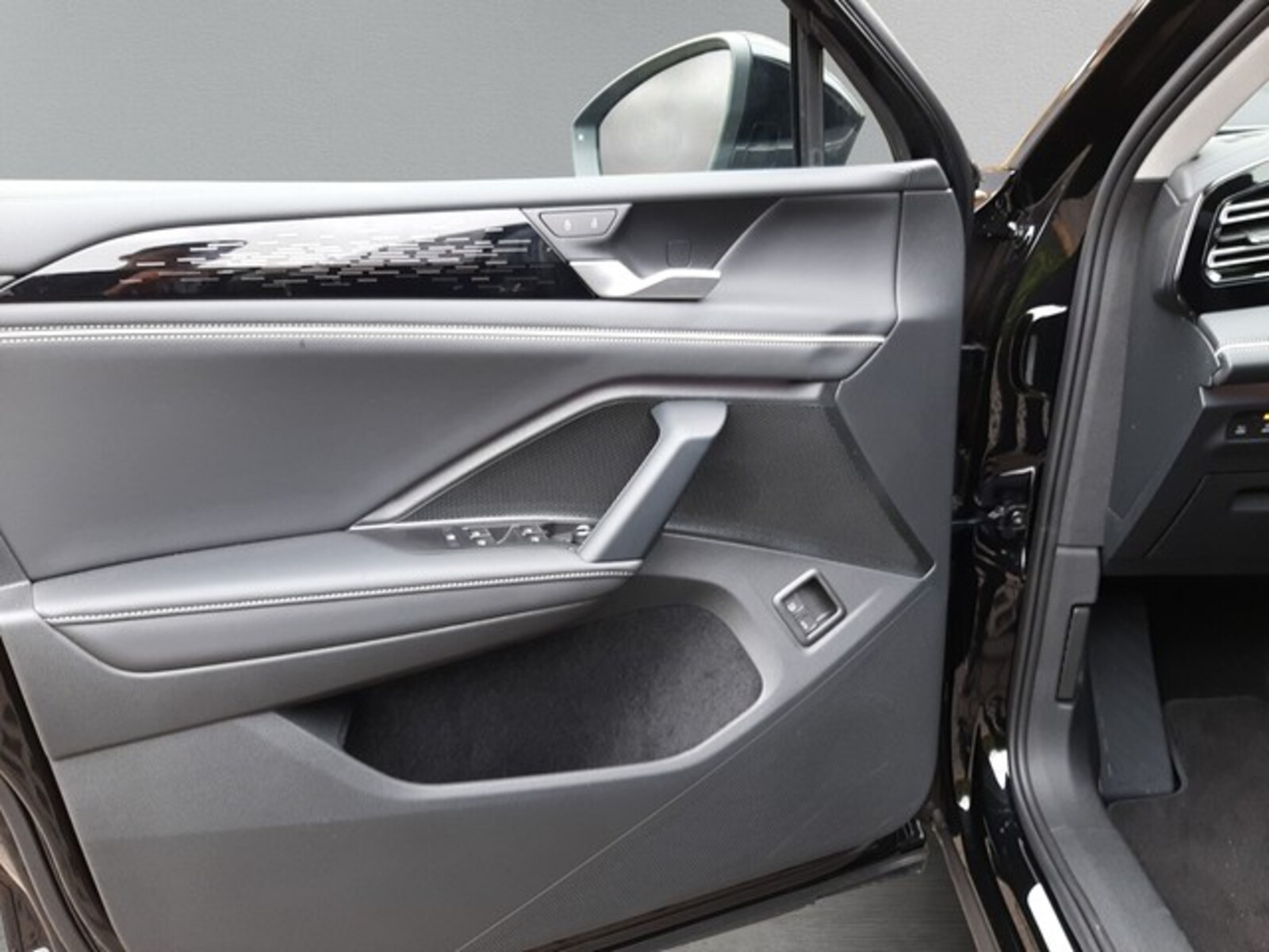 Volkswagen Tiguan – Bild 13