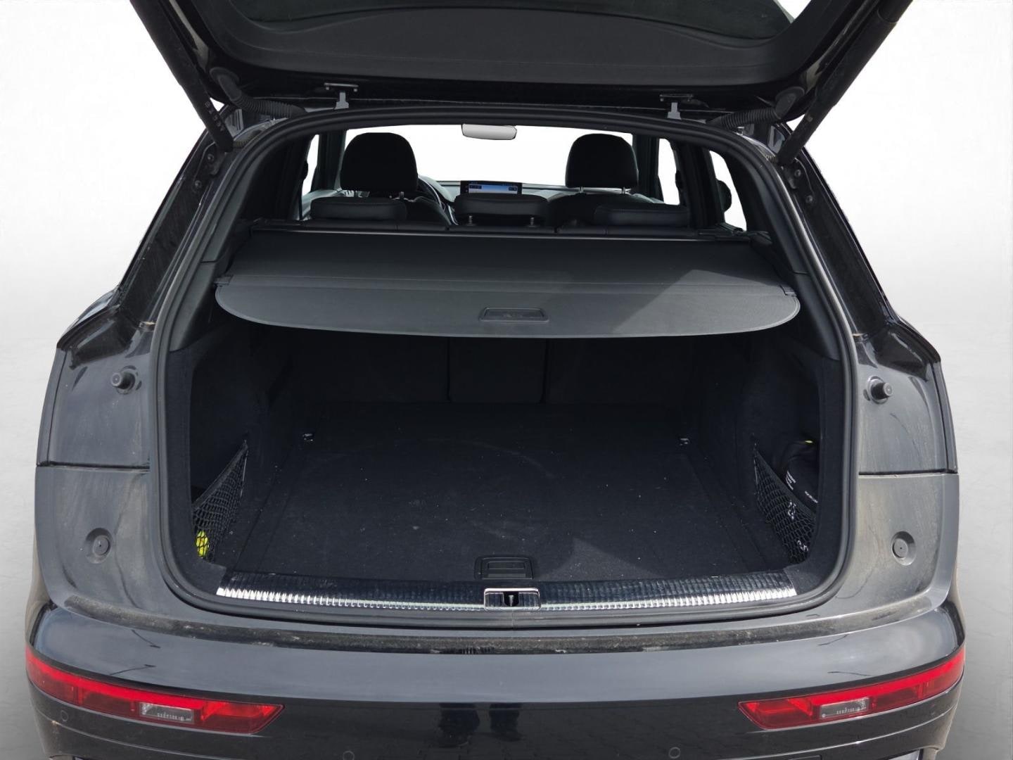 Bild über Audi Q5 40 TFSI quattro S tronic - für weitere Informationen kontaktieren Sie den Audi Partner